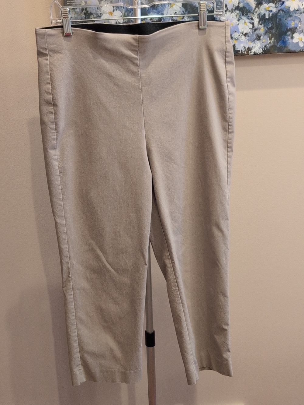 Chico's Neutral Tan Perfect Stretch Crop Pants